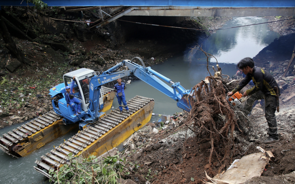 BPBD DKI mengingatkan warga meningkatkan kewaspadaan longsor seiring potensi hujan tinggi selama Desember 2025. /Pemprov DKI