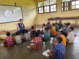 Kegiatan belajar-mengajar salah satu sekolah di Papua Selatan. /Kemendikdasmen
