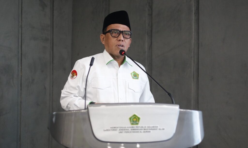 Direktur Urusan Agama Islam dan Bina Syariah Kementerian Agama Arsad Hidayat