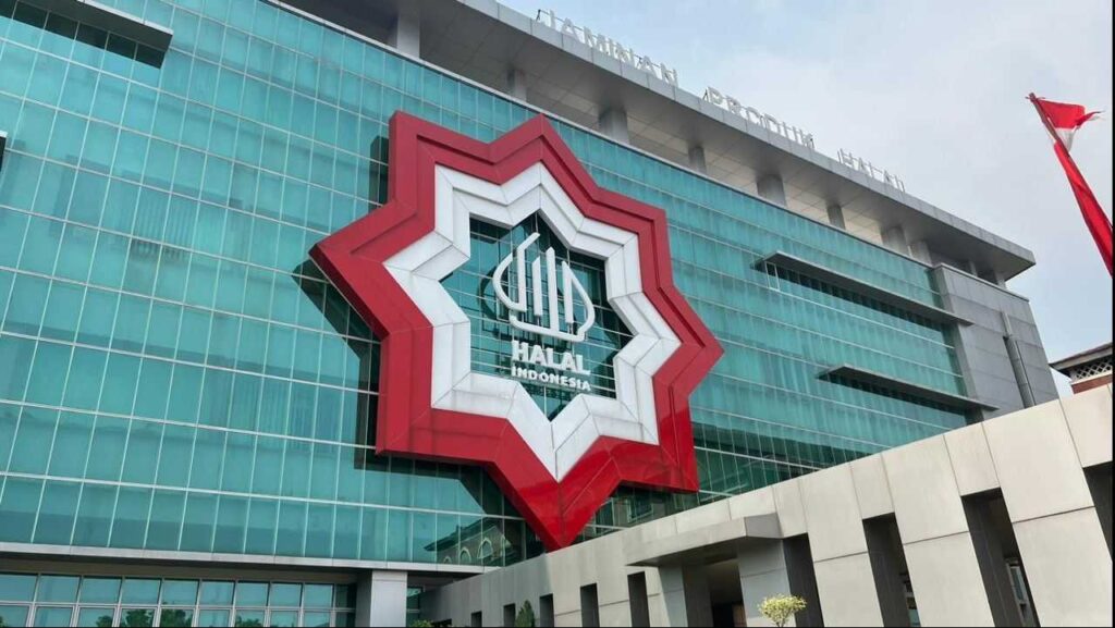 Gedung Badan Penyelenggara Jaminan Produk Halal (BPJPH). Kemenag menegaskan wajib halal 2026 dengan penguatan literasi, UMKM, dan ekosistem industri halal nasional. /BPJPH