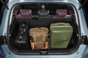 Barang bawaan di bagasi mobil. Penataan barang yang tepat di kendaraan menjaga kenyamanan, keselamatan, dan stabilitas kendaraan saat liburan panjang. /Suzuki