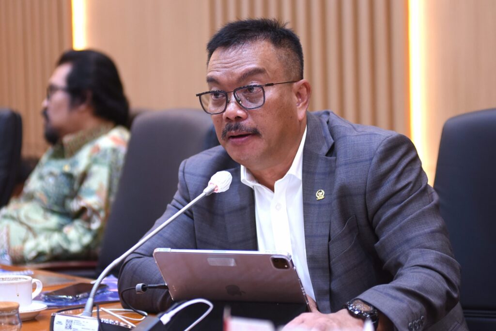 Anggota Komisi IX DPR RI Edy Wuryanto. Edy usul THR H-14 dan evaluasi WFA jelang Lebaran 2026. /DPR