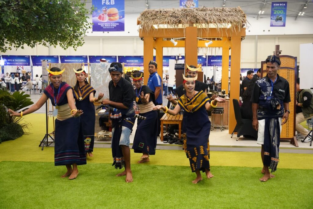 BCA Expoversary 2026 menghadirkan Sumba Mini untuk memperkenalkan budaya, pariwisata berkualitas, dan komunitas lokal. /BCA