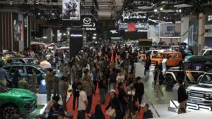 Pameran otomotif Indonesia International Motor Show 2026 (IIMS). Promo besar dan elektrifikasi dominasi IIMS 2026, tarik antusiasme pengunjung nasional. /IIMS
