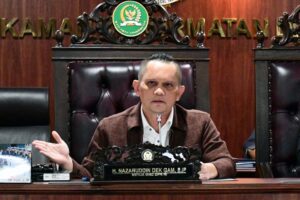 Ketua MKD DPR Nazaruddin Dek Gam dalam pernyataan pers di Ruang Rapat MKD, Nusantara I, Senayan, Jakarta, Rabu (18/2/2026). MKD pastikan pencalonan Adies Kadir sah tanpa pelanggaran etik DPR. /DPR-Karisma