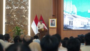 Menteri Perumahan dan Kawasan Permukiman (PKP) Maruarar Sirait pada Forum Peningkatan Integritas Pejabat di Depok, Jawa Barat Minggu (1/2/2026). Forum Integritas PKP memperkuat budaya superteam, integritas, dan komitmen antikorupsi sektor perumahan nasional. /Kementerian PKP