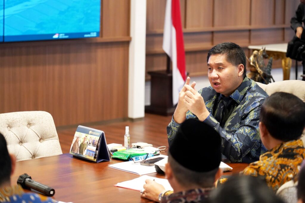 Menteri Perumahan dan Kawasan Permukiman (PKP) Maruarar Sirait. PKP tangani kawasan kumuh terpadu dengan perbaikan ekonomi masyarakat. /PKP