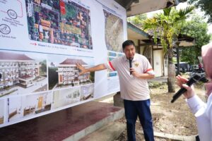 Menteri Perumahan dan Kawasan Permukiman (PKP) Maruarar Sirait meninjau lokasi yang diusulkan untuk pembangunan rumah susun (rusun) bagi masyarakat berpenghasilan rendah (MBR) di Denpasar, Bali. Kementerian PKP siapkan rusun MBR Denpasar dengan prioritas hunian bagi seniman Bali. /PKP