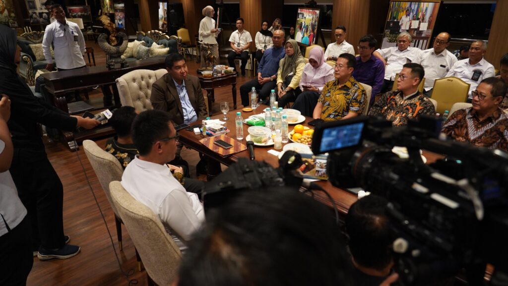 Menteri Perumahan dan Kawasan Permukiman (PKP) Maruarar melakukan koordinasi bersama berbagai pihak, termasuk Kementerian ATR/BPN untuk mengoptimalkan pemanfaatan aset tanah negara. Optimalisasi aset tanah negara dipercepat guna mendukung penyediaan perumahan rakyat yang terjangkau berkelanjutan. /PKP