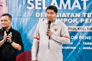 Menteri Perumahan dan Kawasan Permukiman (PKP) Maruarar Sirait saat meluncurkan program Bantuan Stimulan Perumahan Swadaya (BSPS) se-Jawa Tengah di Desa Kaliwlingi, Kabupaten Brebes, Sabtu (9/5/2026). Program BSPS Jawa Tengah 2026 fokus transparansi, pengawasan masyarakat, dan peningkatan kualitas hunian warga miskin. /PKP