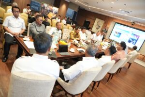 Pertemuan Menteri Perumahan dan Kawasan Permukiman (PKP) Maruarar Sirait dengan asosiasi pengembang perumahan di Jakarta, Senin (18/5/2026). Kementerian PKP menyiapkan cicilan rumah subsidi 40 tahun dan program penghijauan kawasan perumahan nasional. /PKP
