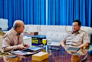 Menteri Investasi dan Hilirisasi sekaligus Kepala BKPM Rosan P. Roeslani melaporkan kinerja ke Presiden Prabowo Subianto. Capaian realisasi investasi di Indonesia pada semester pertama tahun 2026 sukses melampaui angka seribu triliun. /BKPM
