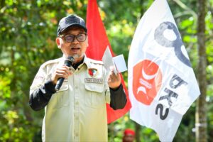 Presiden Partai Keadilan Sejahtera (PKS) Almuzzammil Yusuf. PKS mendukung Perpres pertahanan dan mendorong penguatan implementasi hingga tingkat pemerintah daerah secara nasional. /PKS