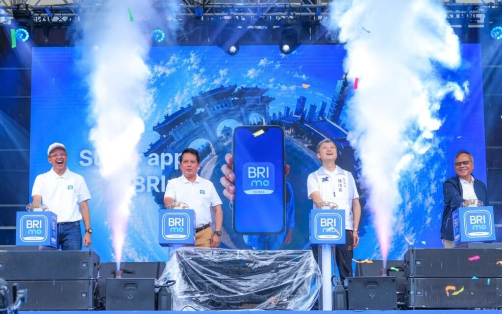 BRI resmi merilis aplikasi BRImo Taiwan di New Taipei City Hall untuk mempermudah transaksi harian dan pengiriman uang (remitansi) diaspora Indonesia. /BRI