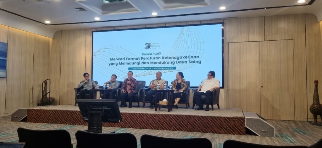 Pelaku usaha dan peneliti CSIS menilai masalah utama ketenagakerjaan di Indonesia adalah implementasi dan rigiditas regulasi, bukan kurangnya aturan protektif. /Jaffry P. Prakoso-Swaranusa