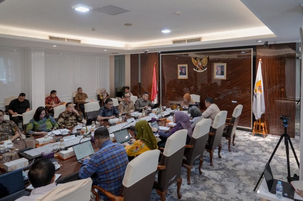 Pemerintah bahas penataan kelembagaan Badan Reforma Agraria Nasional (BRAN) di KemenPANRB. Wamen ATR Ossy Dermawan sebut pentingnya perjelas pembagian tugas dan kewenangan. /BPN