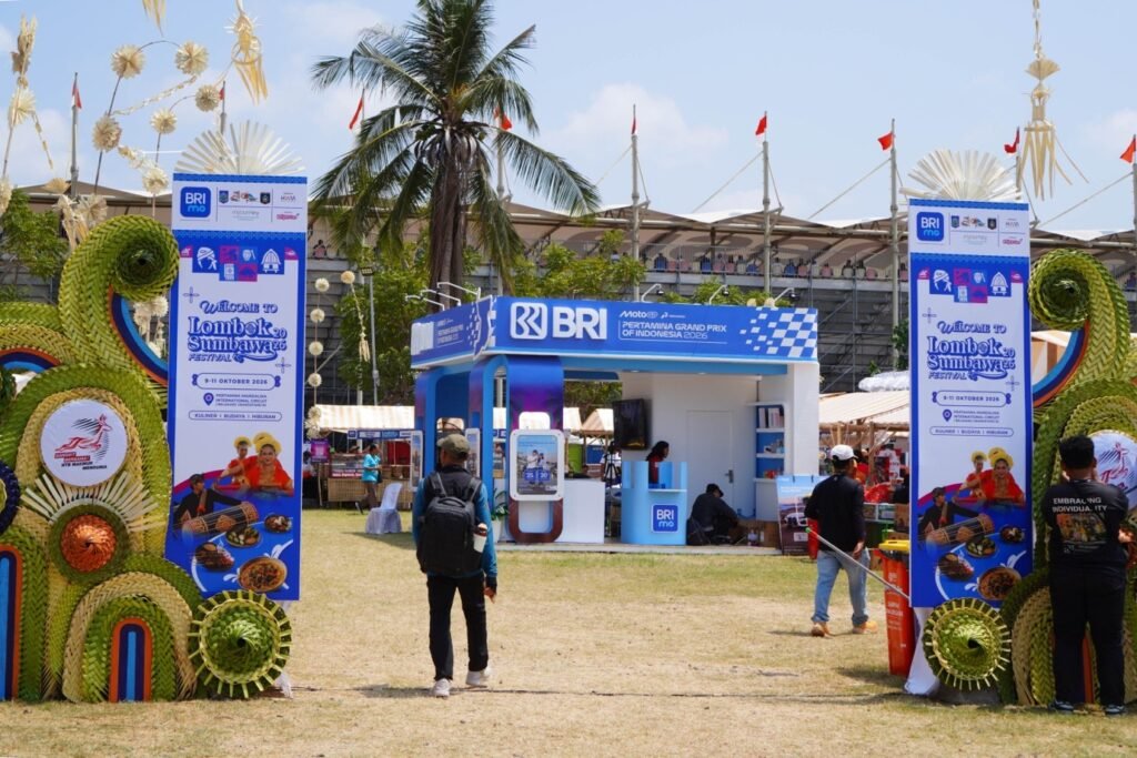 BRI hadirkan promo eksklusif dan dorong inklusi keuangan di Pertamina Grand Prix of Indonesia (MotoGP) 2026 Mandalika dengan estimasi dampak ekonomi capai Rp5 triliun. /BRI