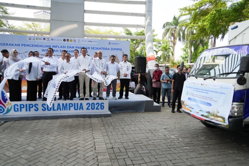 Wamenko Bidang Perekonomian Dradjad Hari Wibowo sebut penguatan rantai pasok dan konektivitas di wilayah Sulampua krusial untuk kendalikan inflasi pangan jelang Natal dan Tahun Baru. /fdn-humas ekon